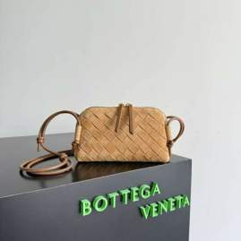 Picture of Bottega Veneta Handbags _SKUfw218529886fw